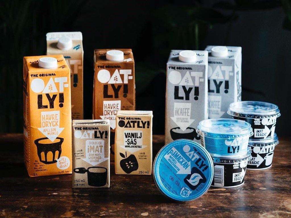 2022 Digital Marketing Trend_5_Oatly.jpg